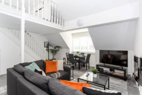 1 Bed Split Level Apartment- Leigh-on-Sea